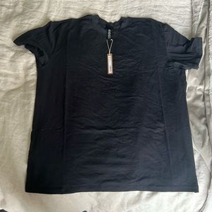 Skims black boyfriend tshirt
